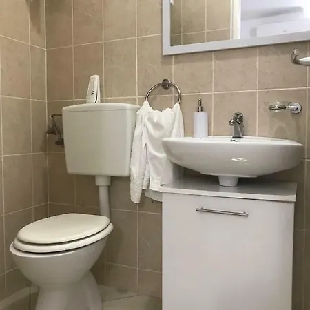 Apartman Laura * Bibinje